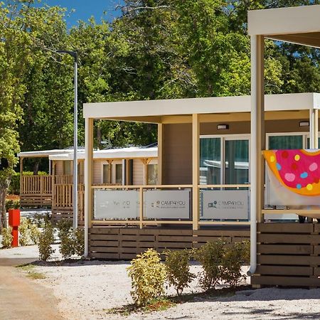 Mobile Homes Premium Relax Park Umag By Camp4You Karigador Dış mekan fotoğraf